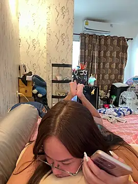 Ponthip webcam