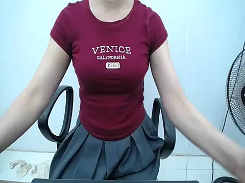 _Lady- webcam