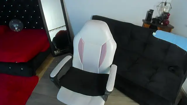 Aliciia_cute1 webcam