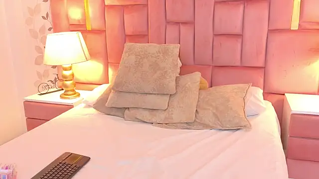 ArianaFranco webcam
