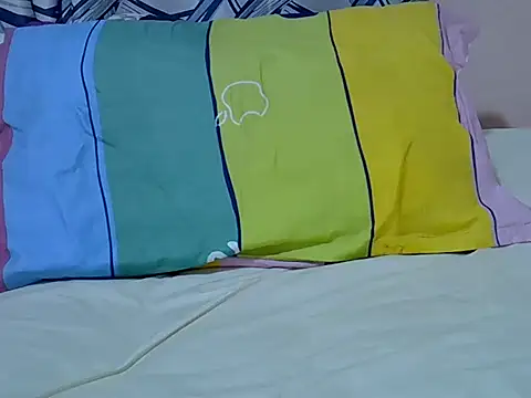 sexy_lenah22 webcam