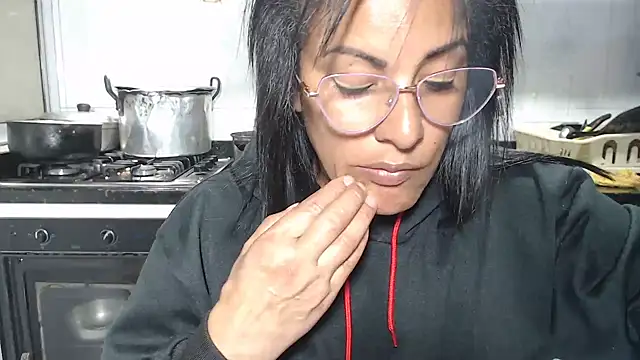 kateleyagrey webcam
