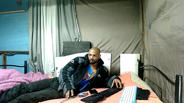 Camodick live cam on StripChat