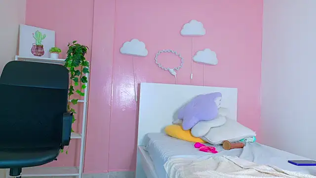 SeleneGibson__ webcam