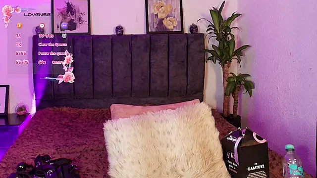 Mia_Collins_21 webcam