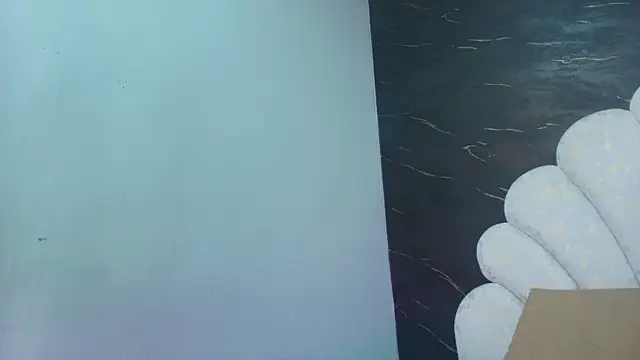 kissme_luna live cam on StripChat