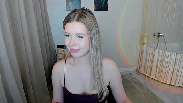 FollowLovee live cam on StripChat