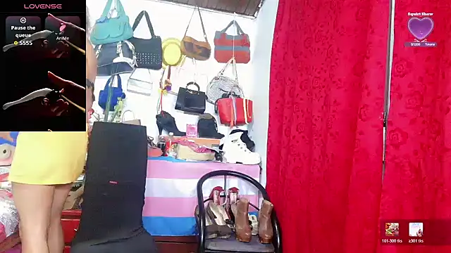 Xiaraa26 webcam