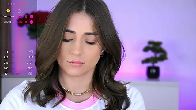 AishaSins webcam