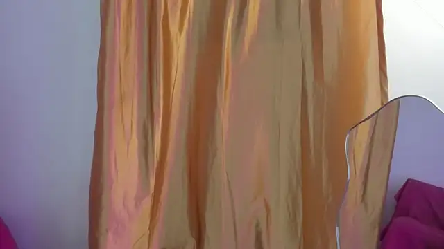 Nikki__uwu webcam