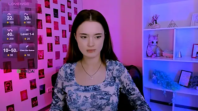 liana_kisses webcam