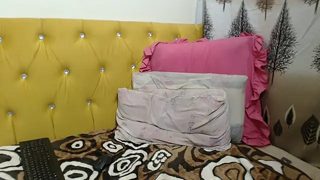 glamgoddess91 (F milf) - vibe with me