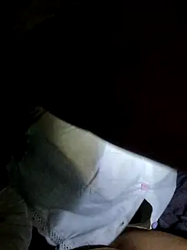 Tryphena live cam on StripChat