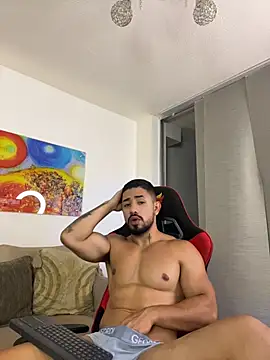 Ezzio_Scolaro webcam