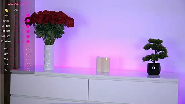 AishaSins webcam