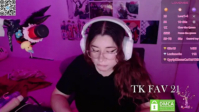 Pink_girl0n webcam