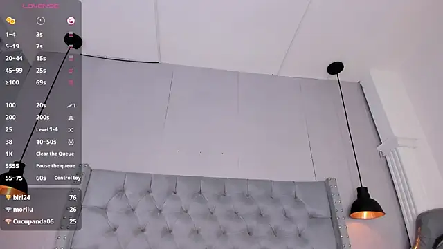 Monika-Ruiz webcam