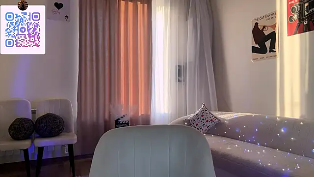 LinaMour webcam