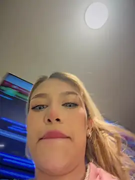 valeryfox__ webcam