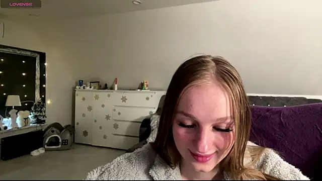 Anika_Socutehe webcam