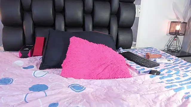 ariel_creamy20 webcam