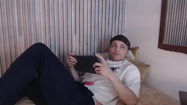 Jay_Smile webcam