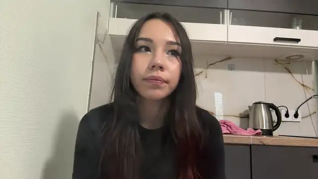HotGirlMilla webcam