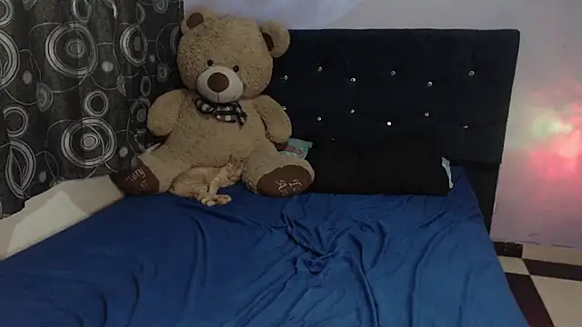 ANGELIQUE_KLANE