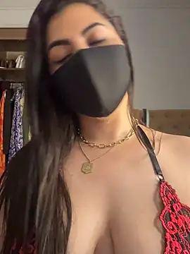 Hot-Sarah-arab