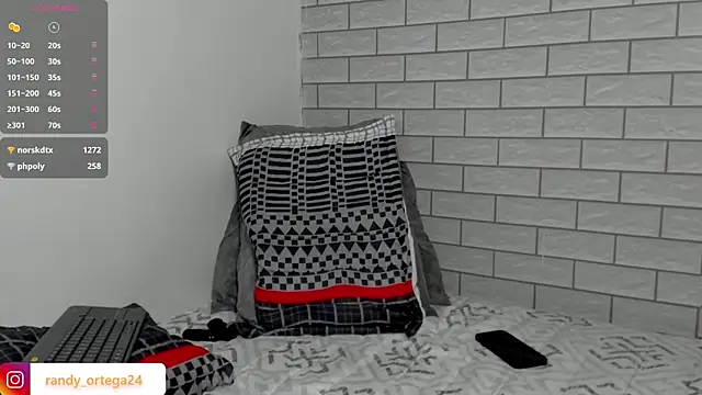 randyortega1 live cam on StripChat