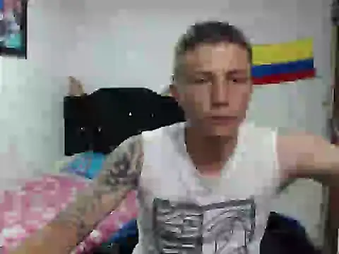 Stiiveen777 live cam on StripChat
