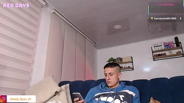 ashely_ryan24 webcam