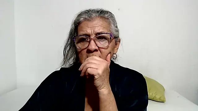 candy_mature_ live cam on StripChat