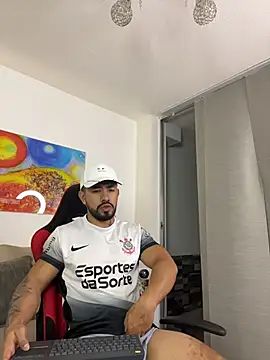 Ezzio_Scolaro webcam