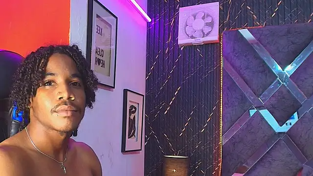 axel_silva4 live cam on StripChat