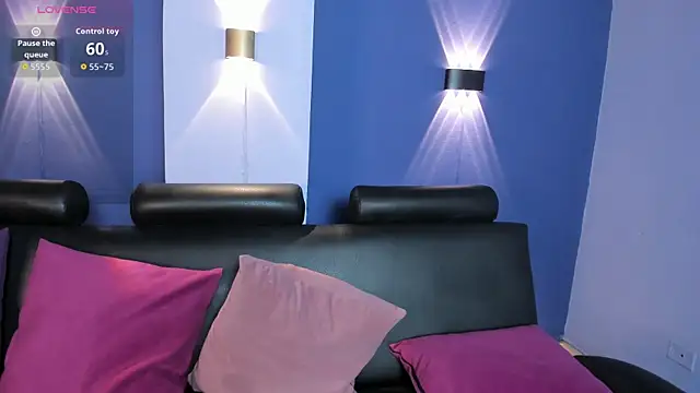 SophieCorrales webcam