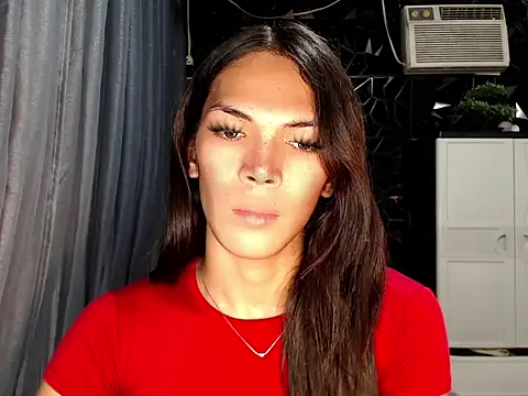 GORGEOUS_CARMEE webcam