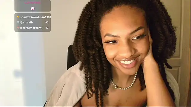 im_alivys_ webcam