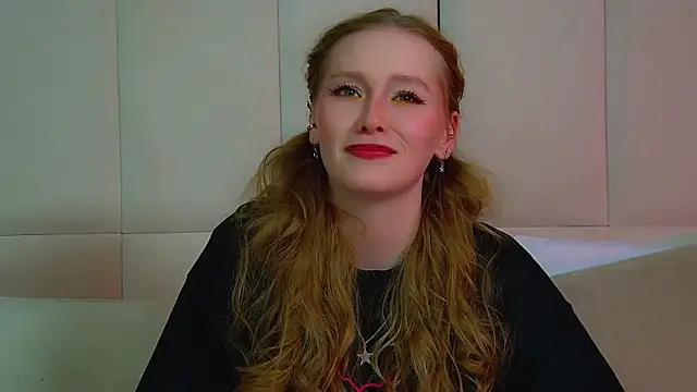 AgataFoxley live cam on StripChat