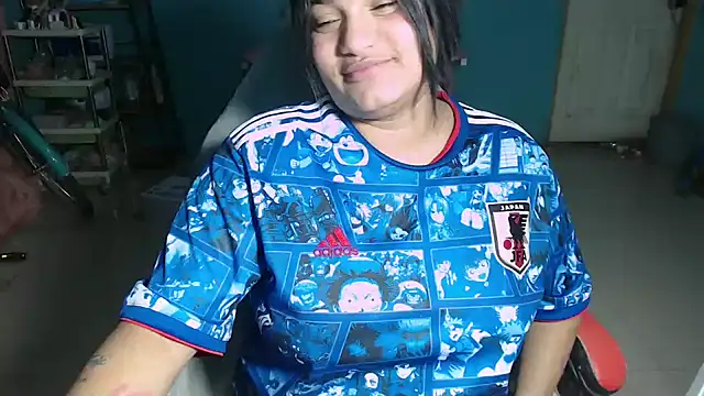 Hilarybunnyy webcam