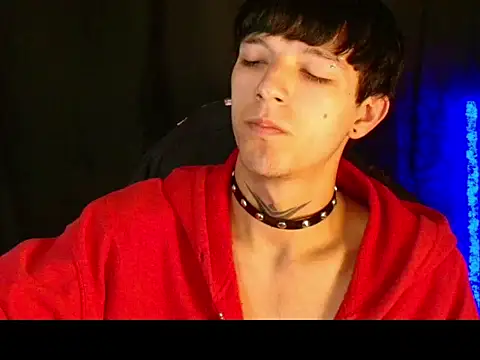 dark_men1 webcam
