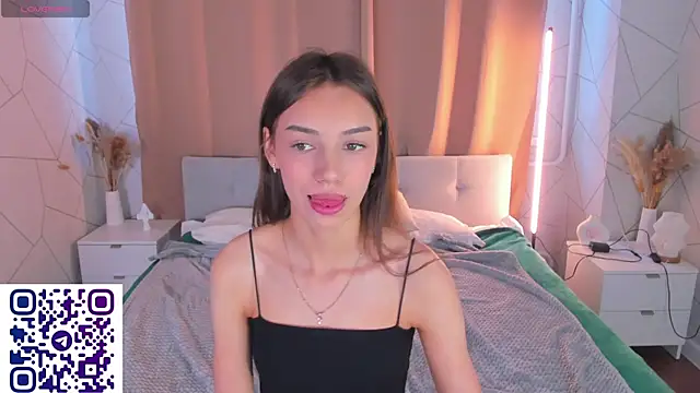 Tiffany-Grace webcam