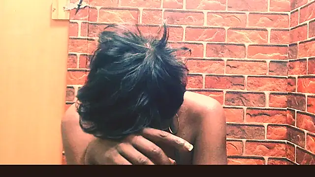 Fuckable_Nasty_MILF webcam