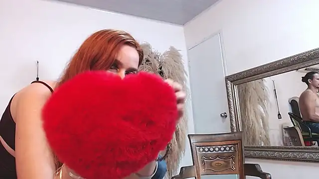NinaAndRocco webcam