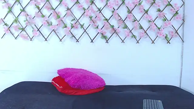 tiffany_gomez9 webcam