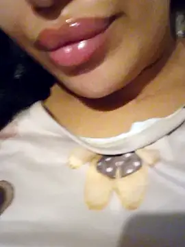 Sexlove1xo webcam