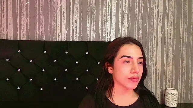 Alicee_Moonn webcam