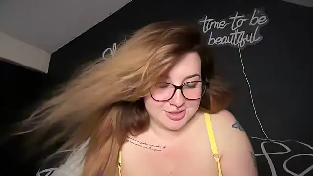 curvy_rosie69 webcam