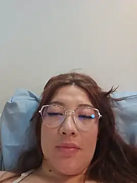 lunnaa_ webcam
