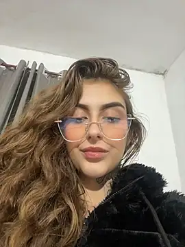 miiabellovic webcam